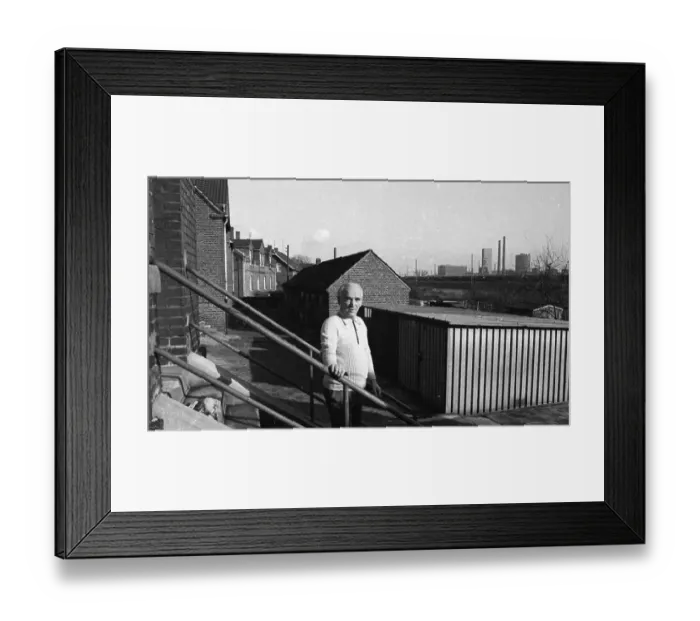 Framed Print : Tenants of the Ruhrkohle (RAG) colliery housing estate