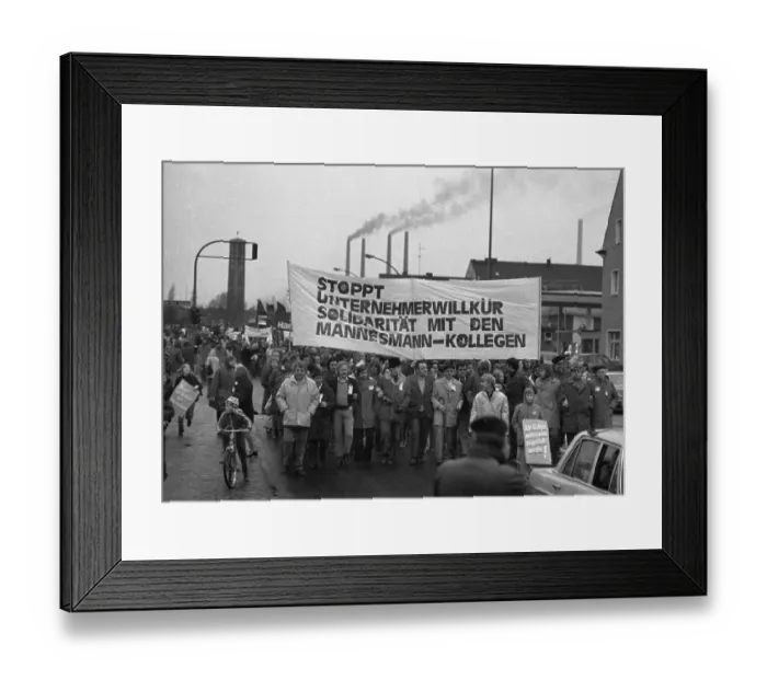 Framed Print : The dismissal of workers at the Mannesmann factory after a spontaneous strike not led by the union provoked protests by