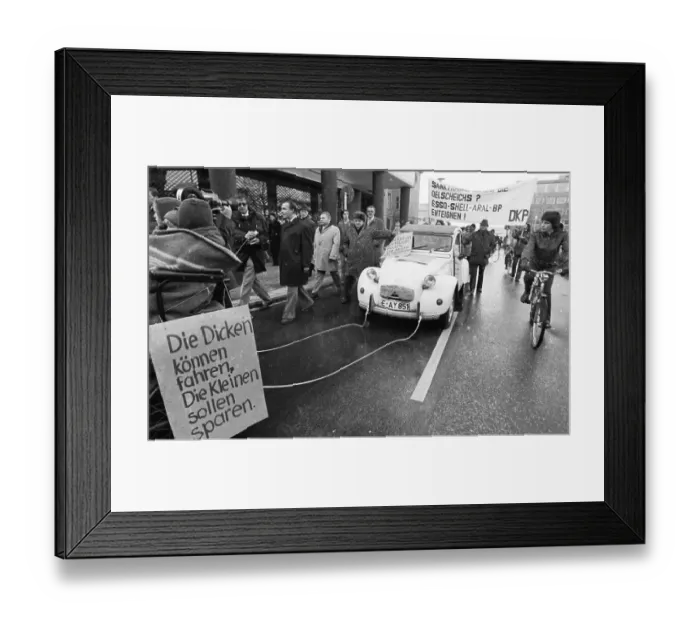 Framed Print : A demonstration with a DKP motorcade on 24 November 1973 in Essen against the driving bans on carless Sundays caused a