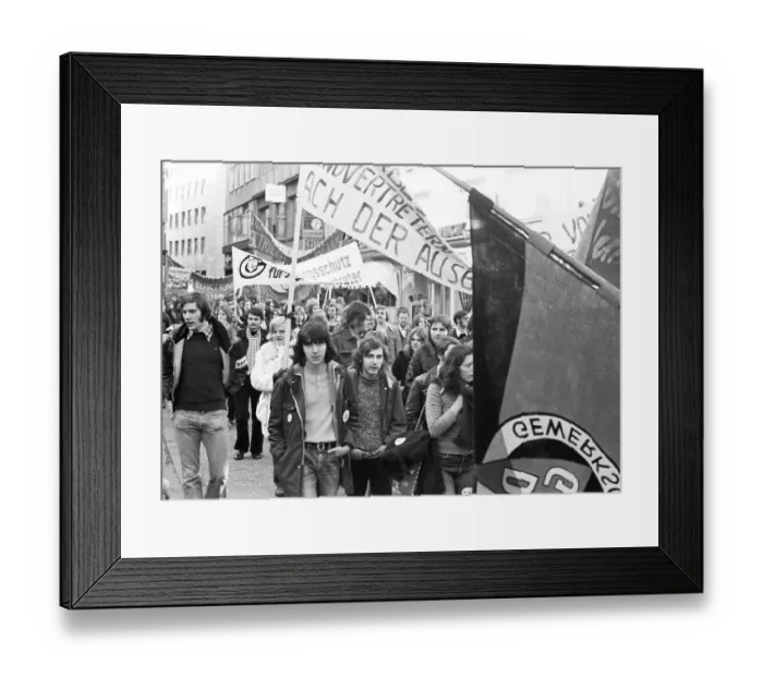 Framed Print : A demonstration initiated by the German Federation of Trade Unions (DGB) on 27 October 1973 in Cologne Framed Print : A demonstration initiated by the German Federation of Trade Unions (DGB) on 27 October 1973 in Cologne