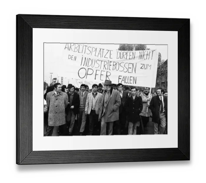 Framed Print : Employees of the Duesseldorf -Reisholz steel Framed Print : Employees of the Duesseldorf -Reisholz steel