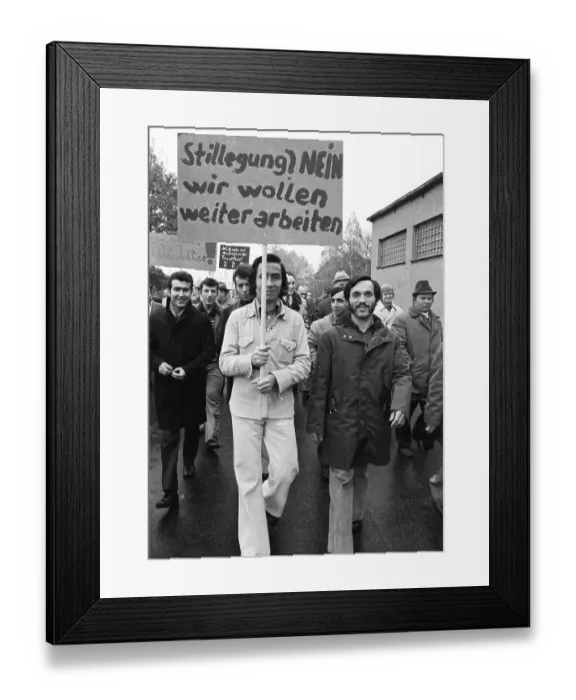 Framed Print : Employees of the Duesseldorf -Reisholz steel Framed Print : Employees of the Duesseldorf -Reisholz steel