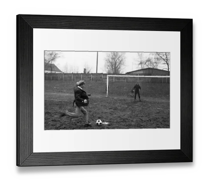 Framed Print : Norbert Nigbur, Schalke goalkeeper and Schalke 04 icon