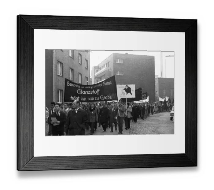 Framed Print : 2000 workers, employees and relatives demonstrated in Wuppertal on 18