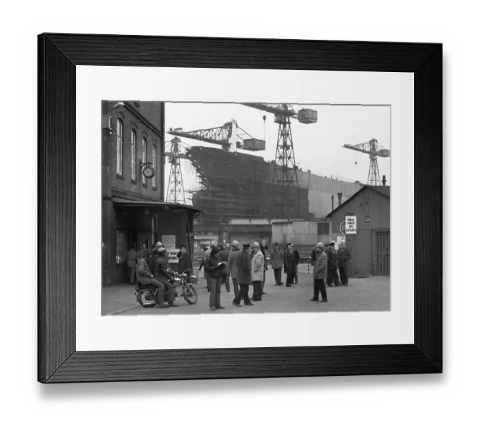 Framed Print : The collective bargaining dispute (strike) of the Industrial Union of Metalworkers (IG Metall)