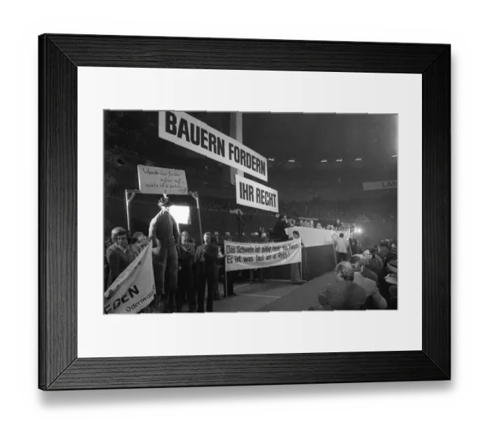 Framed Print : The central farmers rally Farmers demand their rights on 23