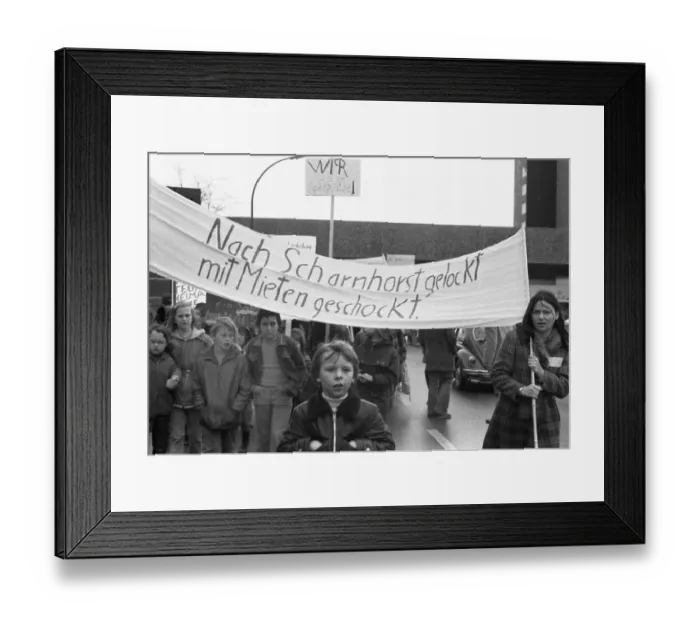 Framed Print : Tenants of Neue Heimat in Dortmund-Scharnhorst protested against rent increases in their housing estate with a