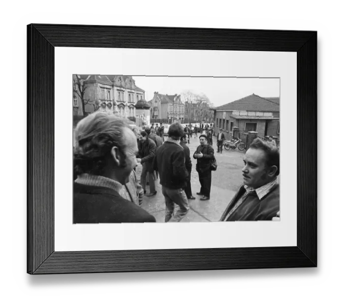 Framed Print : The strike of the miners of HBL Lorraine on 23 Framed Print : The strike of the miners of HBL Lorraine on 23