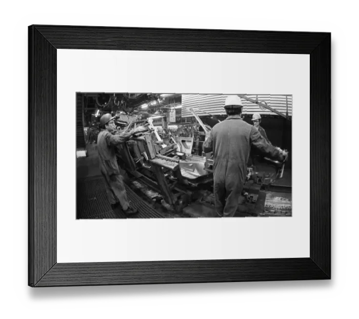 Framed Print : Production on the bodies of Opel AG vehicles at Plant I on 09