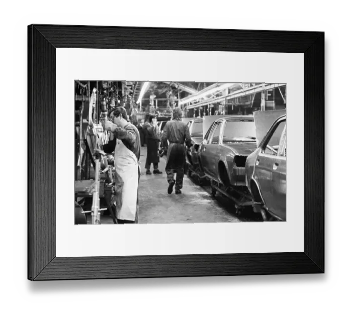Framed Print : Production on the bodies of Opel AG vehicles at Plant I on 09