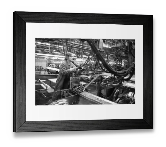 Framed Print : Production on the bodies of Opel AG vehicles in Plant I on 09