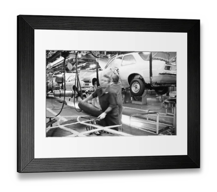 Framed Print : Production on the bodies of Opel AG vehicles in Plant I on 09