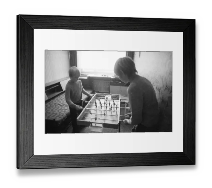 Framed Print : Life and everyday life of a worker's family on 11