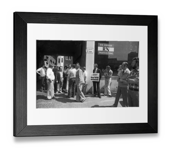 Framed Print : The printers strike in collective bargaining dispute on 7 Framed Print : The printers strike in collective bargaining dispute on 7