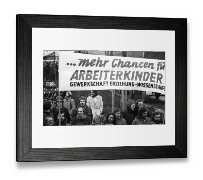 Framed Print : Against teacher unemployment, more than 5000 paedagogues