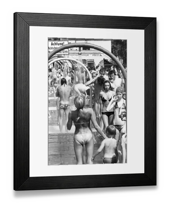 Framed Print : The summer of 1976 brought lots of sunshine and full swimming pools