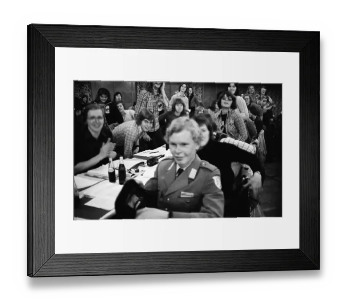 Framed Print : The V. Federal Congress of the DKP-affiliated youth organisation Socialist German Workers Youth (SDAJ)