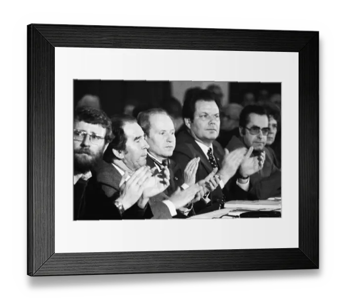 Framed Print : The V. Federal Congress of the DKP-affiliated youth organisation Socialist German Workers Youth (SDAJ) Framed Print : The V. Federal Congress of the DKP-affiliated youth organisation Socialist German Workers Youth (SDAJ)