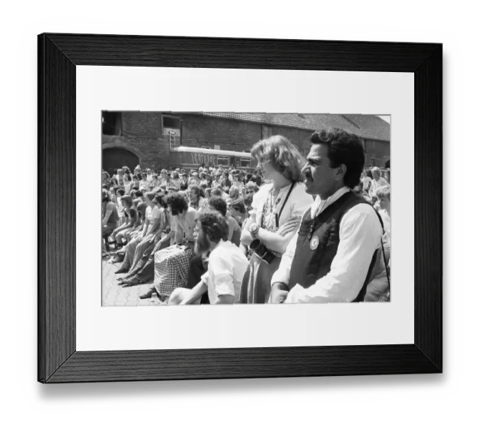 Framed Print : The traditional cultural event Kemnade 76 brings Germans and migrants together 27 Framed Print : The traditional cultural event Kemnade 76 brings Germans and migrants together 27