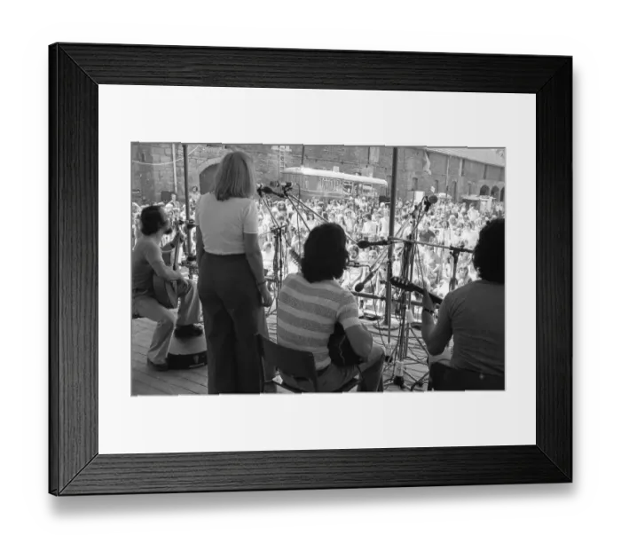 Framed Print : The traditional cultural event Kemnade 76 brings Germans and migrants together 27