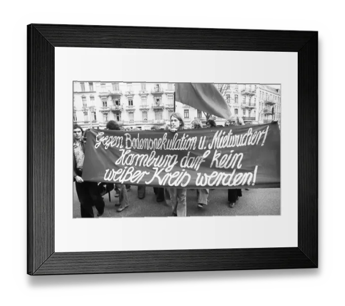 Framed Print : The Hamburg DKP used the honouring of the communists idol Ernst Thaelmann on his 90th birthday to hold a Framed Print : The Hamburg DKP used the honouring of the communists idol Ernst Thaelmann on his 90th birthday to hold a