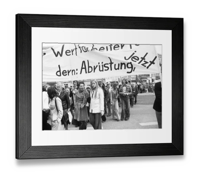 Framed Print : The Hamburg DKP used the honouring of the communists idol Ernst Thaelmann on his 90th birthday to hold a Framed Print : The Hamburg DKP used the honouring of the communists idol Ernst Thaelmann on his 90th birthday to hold a