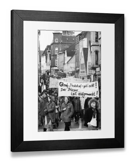 Framed Print : More than 20, 000 opponents of nuclear power demonstrated in Itzehoe against a nuclear power plant in Brokdorf on 19 Framed Print : More than 20, 000 opponents of nuclear power demonstrated in Itzehoe against a nuclear power plant in Brokdorf on 19
