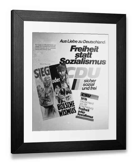 Framed Print : Exhibition of the German Peace Union (DFU)