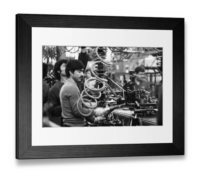 Framed Print : Car production at the Ford factory on 12