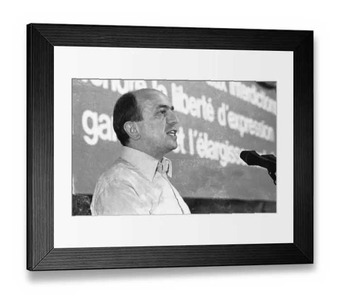 Framed Print : An international conference dealt with a German issue Framed Print : An international conference dealt with a German issue
