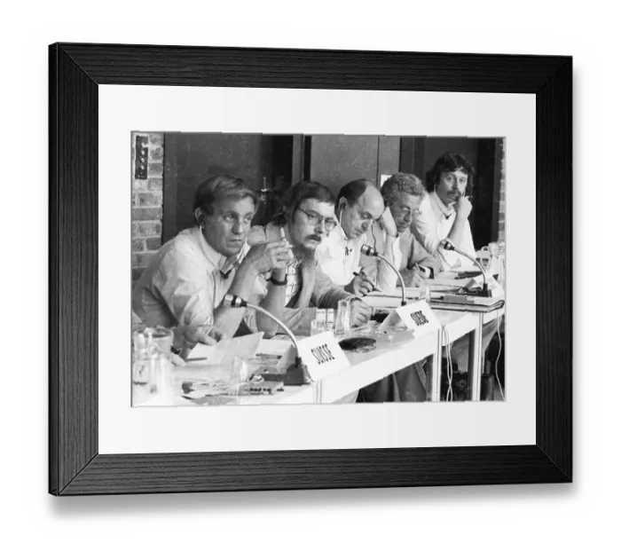 Framed Print : An international conference dealt with a German issue Framed Print : An international conference dealt with a German issue