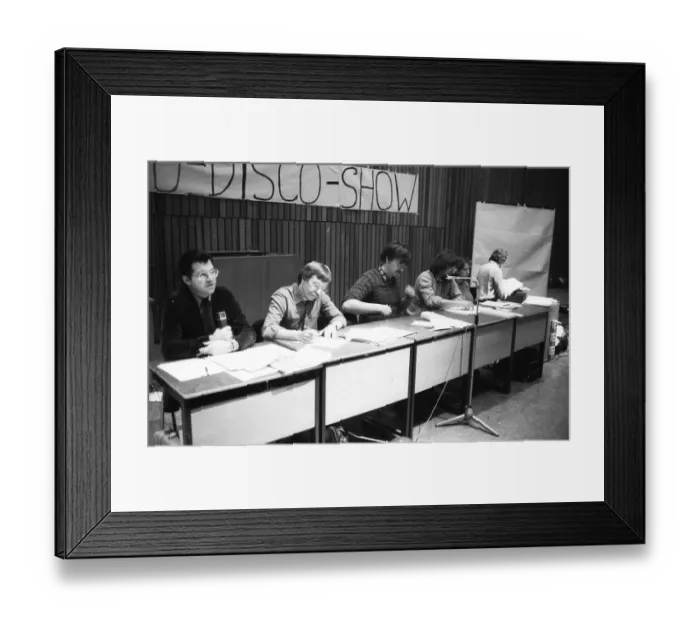 Framed Print : Following a conference of student councils (ASTA)