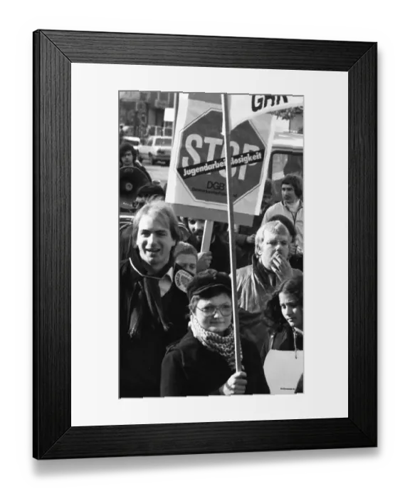 Framed Print : Following a call by the German Federation of Trade Unions (DGB)
