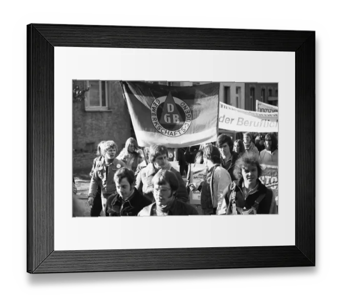Framed Print : Following a call by the German Federation of Trade Unions (DGB)