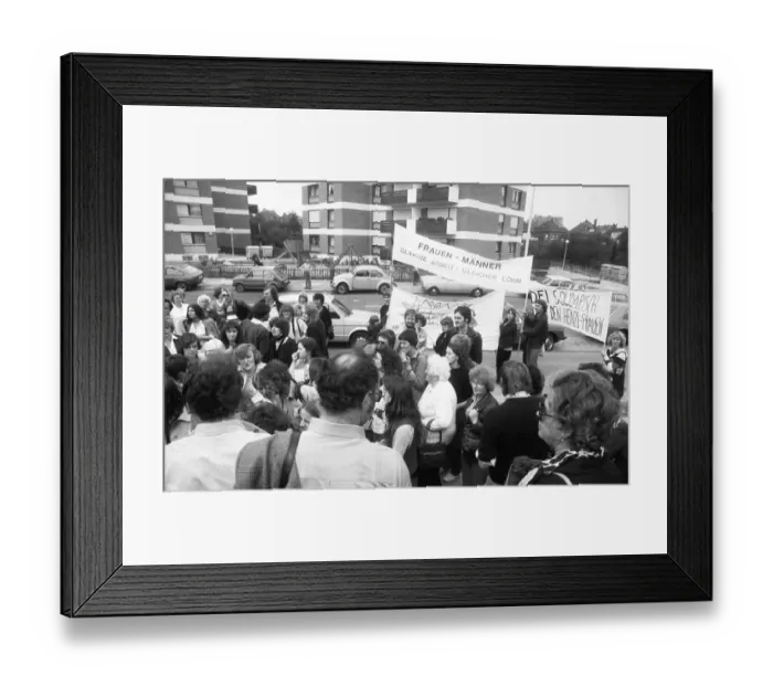 Framed Print : In front of and in the regional labour court Framed Print : In front of and in the regional labour court