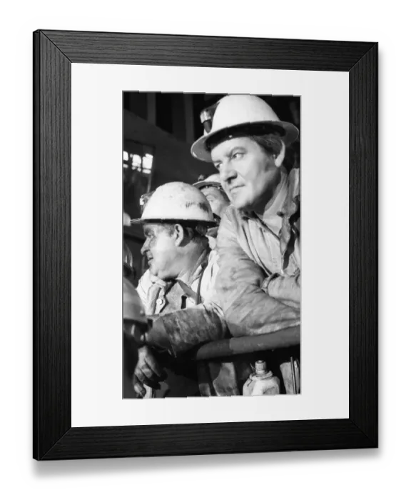 Framed Print : With the last dog the coal mine Waltrop ended its coal feeding in the coalfield on 29 Framed Print : With the last dog the coal mine Waltrop ended its coal feeding in the coalfield on 29