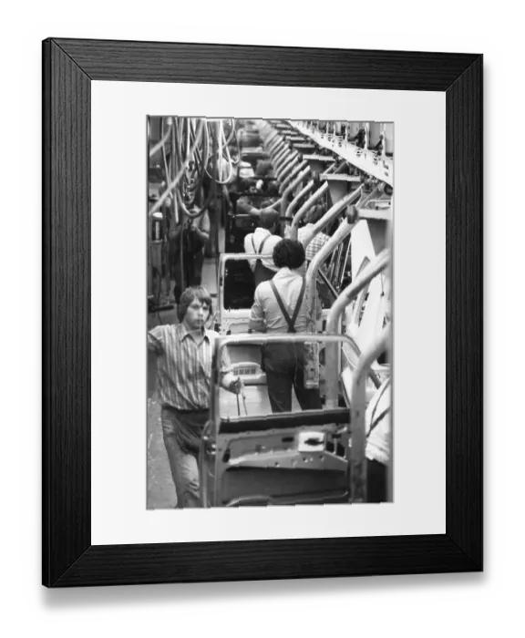 Framed Print : Production of the Golf at the VW plant on 10
