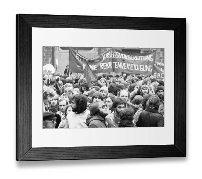 Framed Print : About 8, 000 young people, students and schoolchildren demonstrated against militarism
