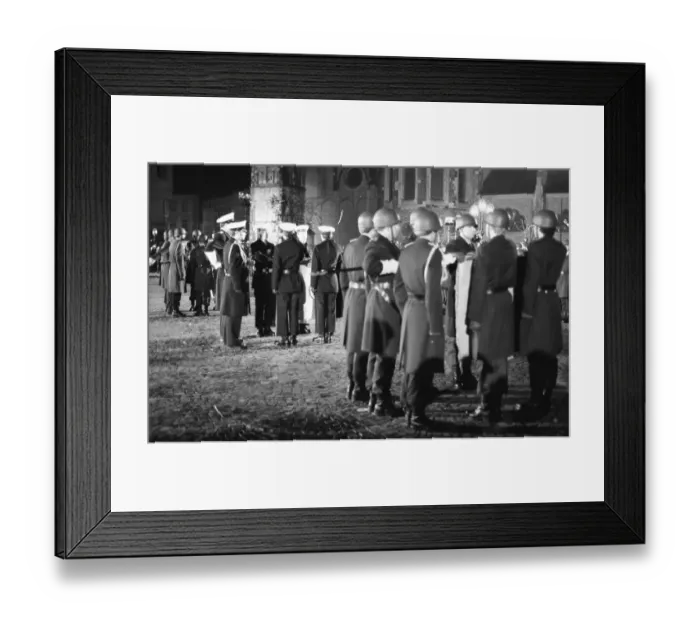 Framed Print : Public swearing-in ceremony of Bundeswehr recruits in Bonn