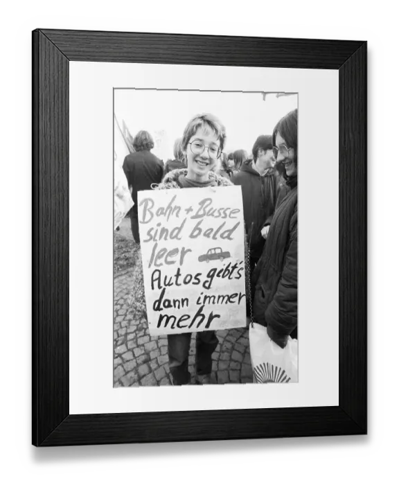Framed Print : Pupils, students and trainees (Azubis)