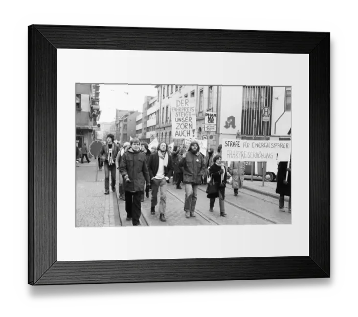 Framed Print : Pupils, students and trainees (Azubis)