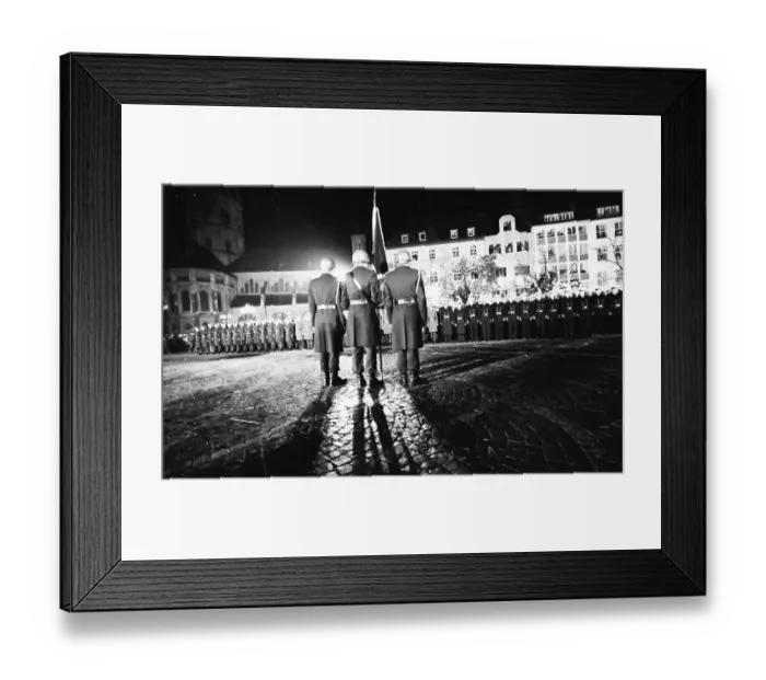 Framed Print : Public swearing-in ceremony of Bundeswehr recruits in Bonn