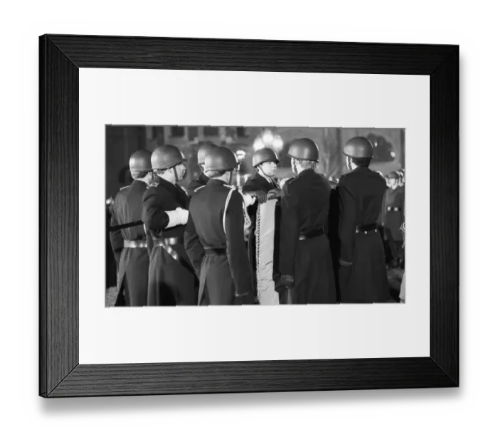 Framed Print : Public swearing-in ceremony of Bundeswehr recruits in Bonn