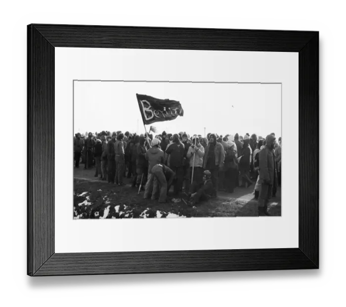 Framed Print : About 100, 000 demonstrators, peaceful and violent