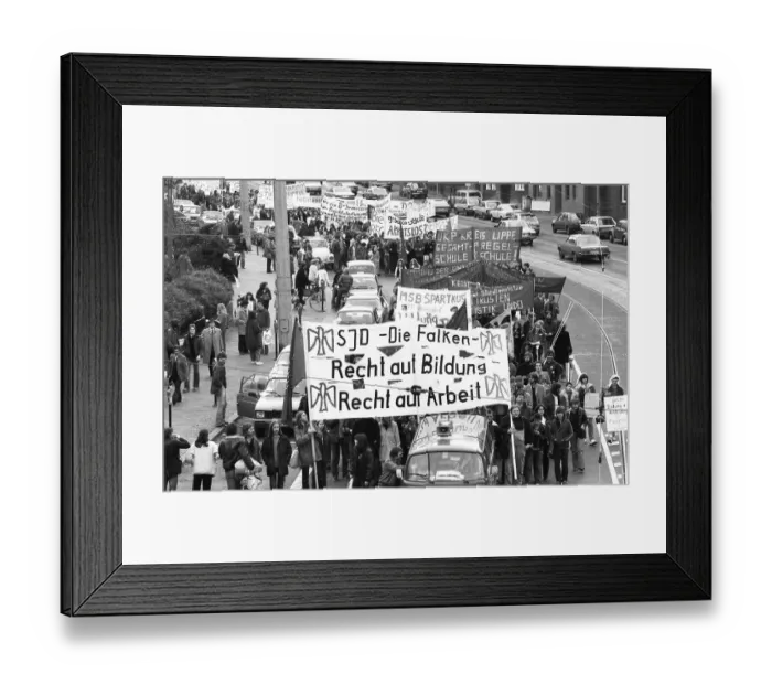 Framed Print : 10, 000, called by the trade unions