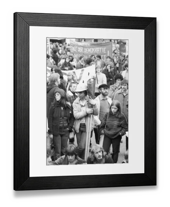 Framed Print : 10, 000, called by the trade unions