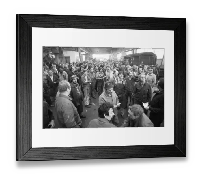 Framed Print : Warning strike by IG Metall in the collective bargaining dispute at Orenstein & paddock on 05