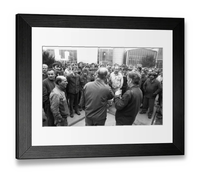 Framed Print : Warning strike by IG Metall in the collective bargaining dispute at Orenstein & paddock on 05 Framed Print : Warning strike by IG Metall in the collective bargaining dispute at Orenstein & paddock on 05