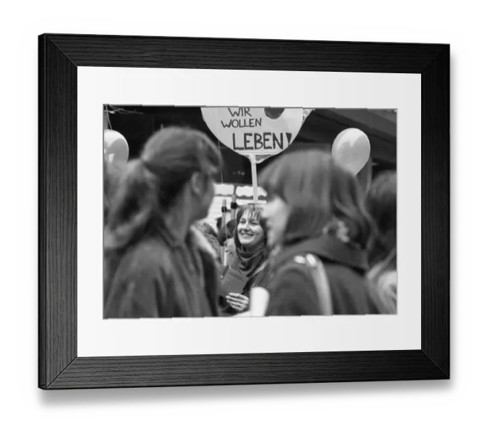 Framed Print : Demonstration by woman and men on International Women's Day Framed Print : Demonstration by woman and men on International Women's Day
