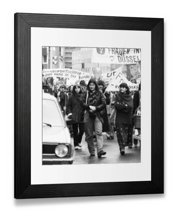 Framed Print : Demonstration by woman and men on International Women's Day Framed Print : Demonstration by woman and men on International Women's Day